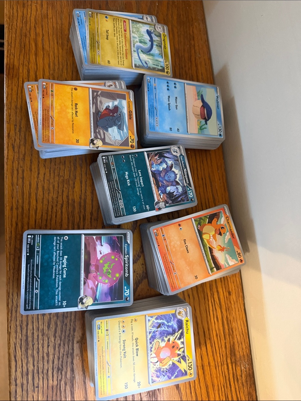 Pokemon Cards: 690 Card Lot (No energies)